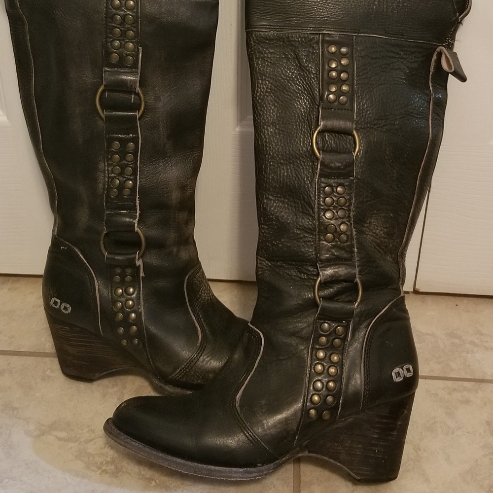 Pending Bed Stu boots 🌺